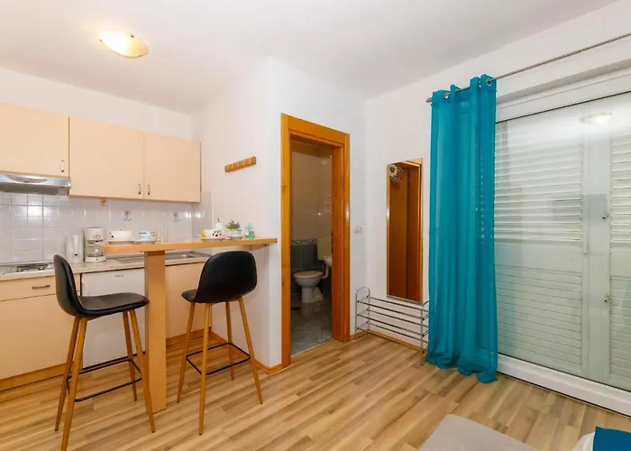 게스트하우스 Matea 3*