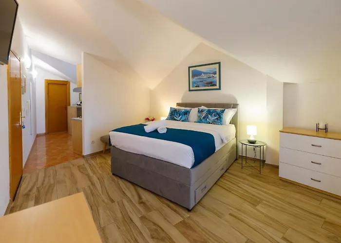 게스트하우스 Matea 3*