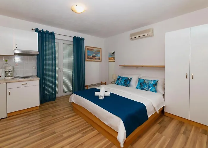 Matea 3* Makarska