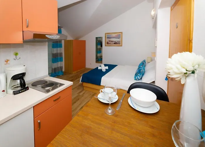 Matea 3* Makarska