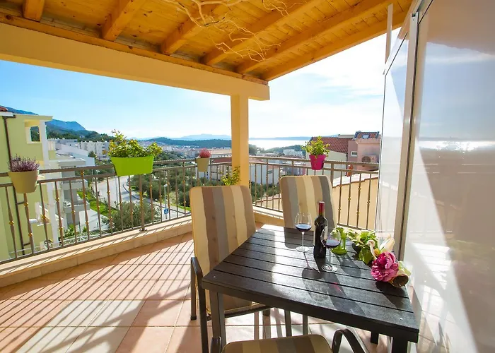 Matea 3* Makarska